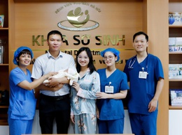 Từ 600gr đến hơn 2kg: Hành trình hồi sinh kỳ diệu của bé gái sinh non 30 tuần