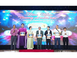 ĐÊM NHẠC & ĐẤU GIÁ THIỆN NGUYỆN – CHUNG TAY VÌ ĐỒNG BÀO SAU BÃO SỐ 11 TẠI SÂN KHẤU PHỐ ĐI BỘ SƠN TÂY