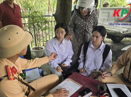 CÔNG AN XÃ KIỀU PHÚ PHỐI HỢP VỚI ĐỘI CẢNH SÁT GIAO THÔNG SỐ MƯỜI MỘT RA QUÂN XỬ LÝ VI PHẠM GIAO THÔNG