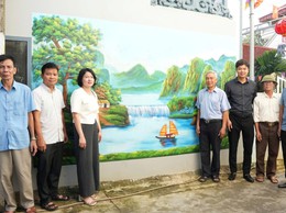 Đoàn kiểm tra số 2 kiểm tra, chấm điểm Cuộc thi “giữ gìn thôn sáng – xanh – sạch – đẹp – an toàn” tháng 9/2025 