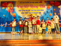 Trường tiểu học quang trung xã phú xuyên tưng bừng tổ chức tết trung thu cho học sinh năm học 2025–2026