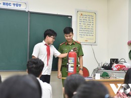 Học sinh được làm quen sớm với kỹ năng PCCC