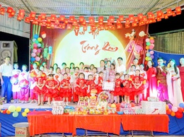 Thôn Thạch Thán 1 tưng bừng “Vui hội trăng rằm” – Đêm trăng đoàn viên, ấm tình quê hương