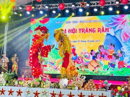 ĐẢNG UỶ - HĐND - UBND - UBMTTQ XÃ SÓC SƠN TỔ CHỨC ĐÊM HỘI TRĂNG RẰM