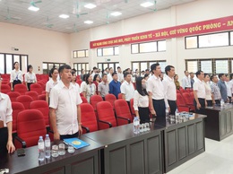 UBND XÃ NỘI BÀI TỔ CHỨC CHÀO CỜ ĐẦU THÁNG 10