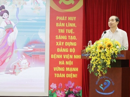 Trao gửi yêu thương đến với bệnh nhi nhân dịp Tết trung thu tại bệnh viện Nhi Hà Nội