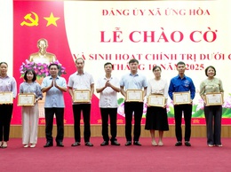 ỨNG HOÀ TỔ CHỨC CHÀO CỜ VÀ SINH HOẠT DƯỚI CỜ THÁNG 10.2025