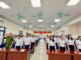 Phường Lĩnh Nam tổ chức lễ chào cờ đầu tuần tháng 10 năm 2025