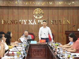 Ngân hàng nhà nước Việt Nam chi nhánh khu vực I làm việc với xã và các Quỹ tín dụng nhân dân trên địa bàn xã.
