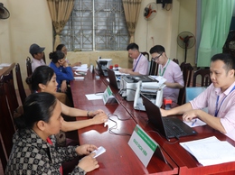 Phòng giao dịch Ngân hàng CSXH Phú Xuyên giúp nhiều người dân nâng cao đời sống