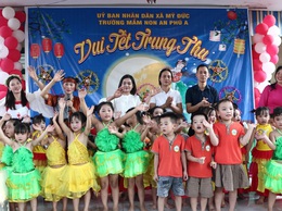 TƯNG BỪNG TỔ CHỨC TẾT TRUNG THU CHO THIẾU NHI