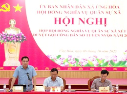HỘI ĐỒNG NGHĨA VỤ QUÂN SỰ XÃ ỨNG HÒA XÉT DUYỆT GỌI CÔNG DÂN SƠ TUYỂN SỨC KHỎE NGHĨA VỤ QUÂN SỰ NĂM 2026