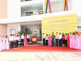 Phường Vĩnh Hưng tổ chức Lễ gắn biển hai công trình công trình chào mừng Đại hội đại biểu Đảng bộ Thành phố lần thứ XVIII, nhiệm kỳ 2025 - 2030 và Kỷ niệm 
71 năm ngày giải phóng Thủ đô (10/10/1954 - 10/10/2025)