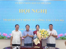 Xã Mê Linh: Trao quyết định về công tác cán bộ
