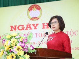 Phó Bí thư Thường trực Đảng ủy xã Quang Minh dự Ngày hội Đại đoàn kết tại thôn Chi Đông 8 