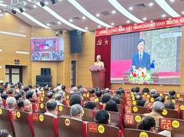 Cán bộ, đảng viên Phường Đống Đa tham dự quán triệt, triển khai Nghị quyết Đại hội Đảng bộ Thành phố Hà Nội lần thứ XVIII