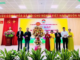 Uỷ ban Mặt trận tổ quốc Việt Nam phường Tương Mai tổ chức gặp mặt kỷ niệm 95 năm ngày truyền thống Mặt trận tổ quốc Việt Nam (18/11/1930-18/11/2025)