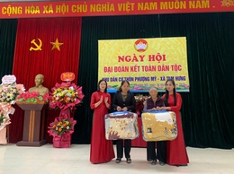 Khu dân cư Phượng Mỹ tưng bừng Ngày hội đại đoàn kết toàn dân tộc.