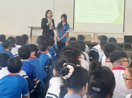 Hơn 330 Đoàn viên thanh niên và học sinh được truyền thông về phòng, chống xâm hại tình dục.