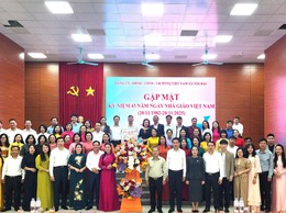 XÃ NỘI BÀI TỔ CHỨC GẶP MẶT BAN GIÁM HIỆU CÁC NHÀ TRƯỜNG TRÊN ĐỊA BÀN XÃ, NHÂN KỶ NIỆM 43 NĂM NGÀY NHÀ GIÁO VIỆT NAM (20/11/1982 – 20/11/2025)