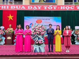 Lãnh đạo xã Đoài Phương dự lễ kỷ niệm 20/11 tại các trường Tiều học, THCS trên địa bàn