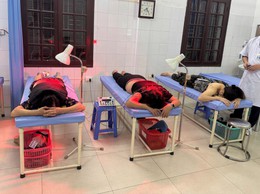 Điều trị hiệu quả bệnh lý đau thần kinh tọa nhờ phương pháp Y học cổ truyền