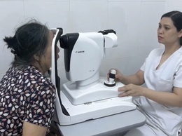 Bệnh viện đa khoa Phú Xuyên đưa vào sử dụng máy chụp đáy mắt không giãn đồng tử Canon CR-2 AF (Nhật Bản)