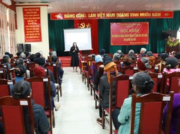 Gần 200 người cao tuổi xã Minh Châu được truyền thông, bồi dưỡng kỹ năng chăm sóc sức khoẻ