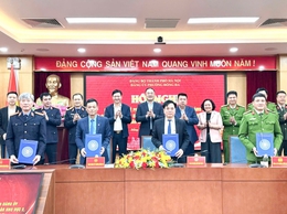 Đổi mới và nâng cao hiệu quả lãnh đạo Đảng trong
chính quyền 2 cấp