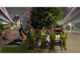 CÔNG AN PHƯỜNG KIM LIÊN TĂNG CƯỜNG TUẦN TRA, XỬ LÝ VI PHẠM NHẰM NGĂN CHẶN NGUY CƠ ĐUA XE TRÁI PHÉP