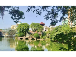 Làng văn hóa thôn La Uyên