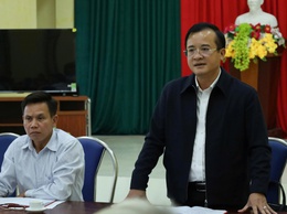 Đồng chí Bí thư Đảng ủy xã Suối Hai dự sinh hoạt tại Chi bộ thôn 9