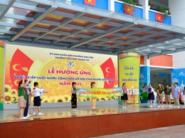 PHƯỜNG KIM LIÊN TỔ CHỨC HOẠT ĐỘNG HƯỞNG ỨNG “NGÀY PHÁP LUẬT NƯỚC CỘNG HÒA XÃ HỘI CHỦ NGHĨA VIỆT NAM” NĂM 2025