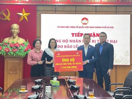 ỦY BAN MTTQ VIỆT NAM PHƯỜNG KIM LIÊN HỘI THU ỦNG HỘ ĐỒNG BÀO BỊ THIỆT HẠI DO BÃO LŨ