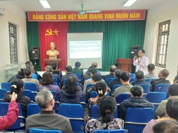 Trạm Y tế tổ chức các lớp Tập huấn Phòng Chống Sốt Xuất Huyết và Triển Khai Chiến Dịch tổng Vệ Sinh Môi Trường cho đội xung kích diệt bọ gậy. 