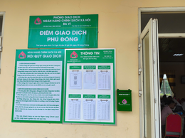 Khách vay vốn tại Ngân hàng Chính sách xã hội được giảm 2% lãi suất do ảnh hưởng của cơn bão số 12