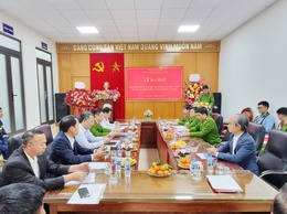 Ra mắt cơ sở 2 Đội Chữa cháy và Cứu nạn cứu hộ khu vực số 4 tại số 141 đường Trung Văn, phường Đại Mỗ