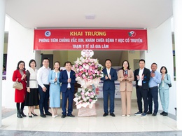 Trạm Y tế xã Gia Lâm khai trương phòng tiêm chủng vắc xin và  khám, chữa bệnh bằng y học cổ truyền