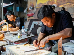 Hành trình hồi sinh nghề khảm trai Chuôn Ngọ