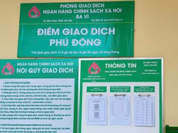 Khách vay vốn tại Ngân hàng Chính sách xã hội được giảm 2% lãi suất do ảnh hưởng của cơn bão số 12