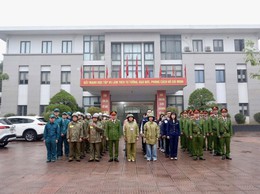 Phường Dương Nội ra quân kiểm tra, xử lý vi phạm về trật tự công cộng, trật tự đô thị, vệ sinh môi trường