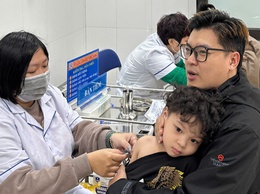 TRẠM Y TẾ PHƯỜNG BA ĐÌNH ĐẨY MẠNH TIÊM CHỦNG THƯỜNG XUYÊN, TIÊM BÙ LIỀU CHO TRẺ TRONG ĐỘ TUỔI