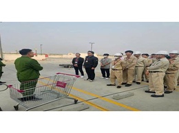 Kiểm tra công tác thường trực sẵn sàng chữa cháy và cứu nạn cứu hộ đối với lực lượng PCCC cơ sở một số loại hình có nguy cơ cháy, nổ cao trên địa bàn phường Long Biên.