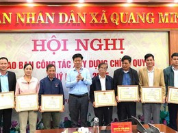 UBND xã Quang Minh khen thưởng các tập thể, cá nhân xuất sắc năm 2025