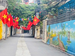 Treo cờ Tổ quốc chào mừng Tết Dương lịch năm 2026