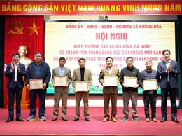 Hội nghị khen thưởng các hộ gia đình, cá nhân có thành tích trong công tác giải phóng mặt bằng dự án xây dựng công trình đường bờ trái kênh Đan Hoài giai đoạn 2