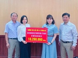 MTTQ XÃ TRUNG GIÃ ĐÃ TIẾP NHẬN 540 TRIỆU ĐỒNG ỦNG HỘ ĐỒNG BÀO MIỀN TRUNG - TÂY NGUYÊN