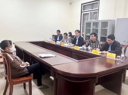 Các đồng chí lãnh đạo xã tiếp công dân định kỳ tháng 12/2025 