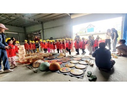 TRƯỜNG MẦM NON TRƯỜNG THỊNH TỔ CHỨC CHO TRẺ THAM QUAN LÀNG NGHỀ TRUYỀN THỐNG MÂY TRE ĐAN ĐỐNG VŨ