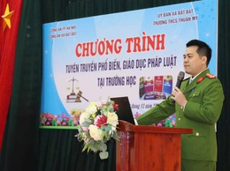 Xã Bất Bạt: Đẩy mạnh công tác tuyên truyền, phổ biến giáo dục pháp luật và kỹ năng sống trong môi trường học đường